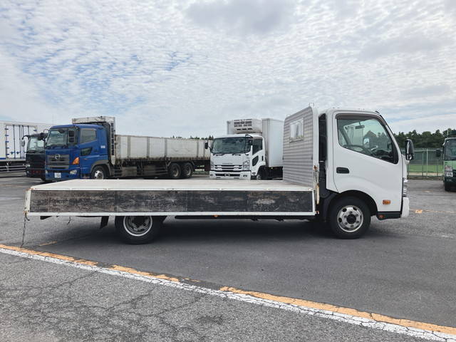 日野デュトロ平ボディ小型（2t・3t）[写真08]