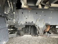 いすゞギガアルミウイング大型（10t）[写真24]