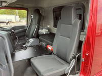 いすゞギガアルミウイング大型（10t）[写真29]