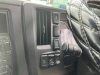 いすゞギガアルミウイング大型（10t）[写真38]