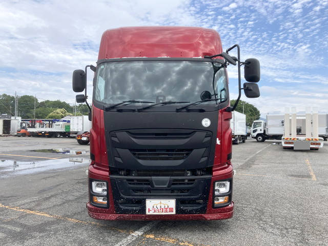 いすゞギガアルミウイング大型（10t）[写真06]