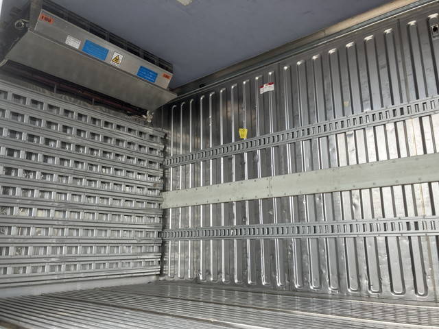 日野プロフィア冷凍車（冷蔵車）大型（10t）[写真14]