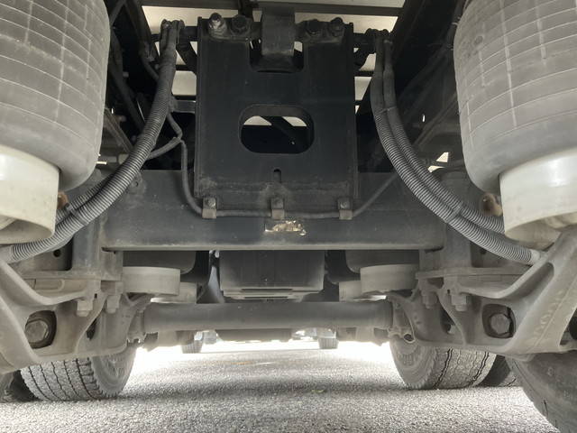 日野プロフィア冷凍車（冷蔵車）大型（10t）[写真23]