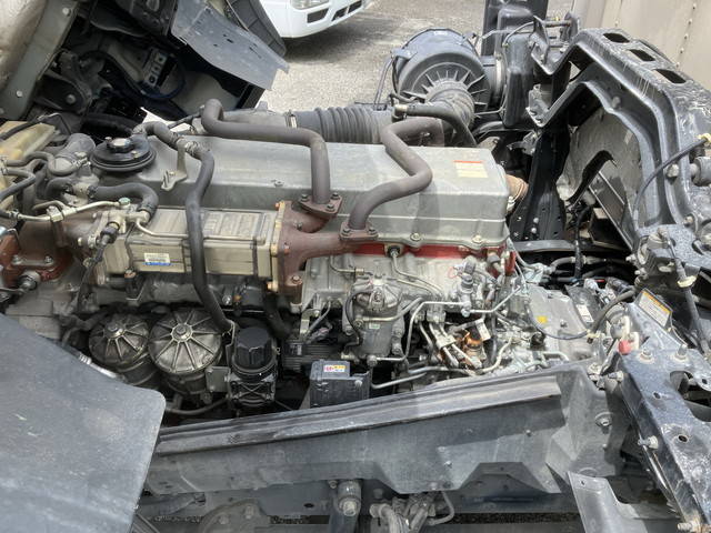 日野プロフィア冷凍車（冷蔵車）大型（10t）[写真25]