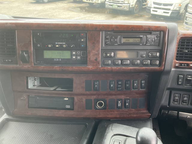 日野プロフィア冷凍車（冷蔵車）大型（10t）[写真33]