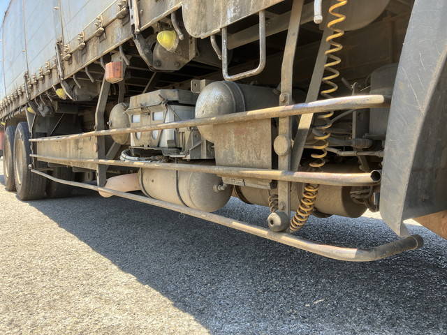 日野プロフィアアルミブロック大型（10t）[写真14]