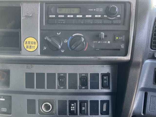 日野プロフィアアルミブロック大型（10t）[写真36]