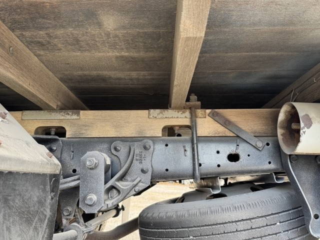 いすゞエルフ家畜運搬車小型（2t・3t）[写真10]