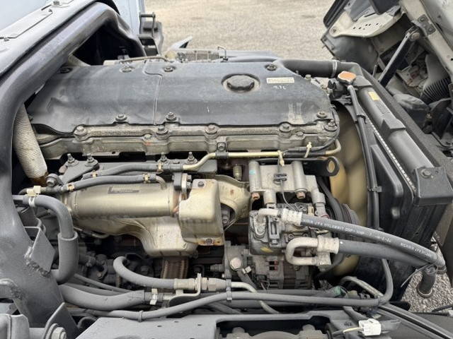 いすゞエルフ家畜運搬車小型（2t・3t）[写真14]