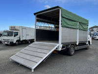 いすゞエルフ家畜運搬車小型（2t・3t）[写真08]