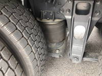 三菱ふそうスーパーグレート冷蔵冷凍ウイング大型（10t）[写真23]