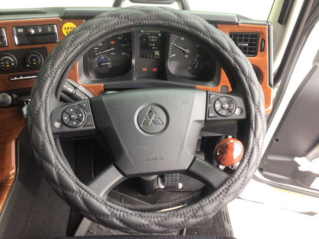 三菱ふそうスーパーグレート冷蔵冷凍ウイング大型（10t）[写真33]