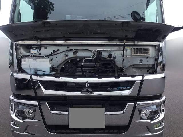 三菱ふそうスーパーグレート冷蔵冷凍ウイング大型（10t）[写真08]