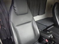 三菱ふそうファイターセルフクレーン4段増トン（6t・8t）[写真28]