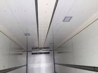 三菱ふそうスーパーグレート冷蔵冷凍ウイング大型（10t）[写真11]