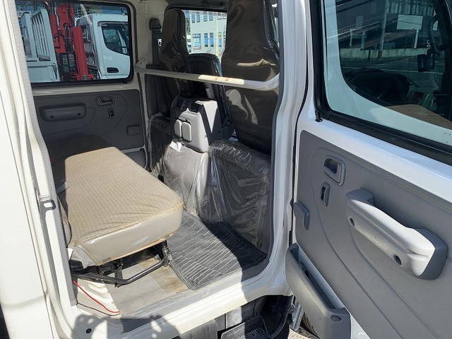 トヨタダイナ幌車小型（2t・3t）[写真10]