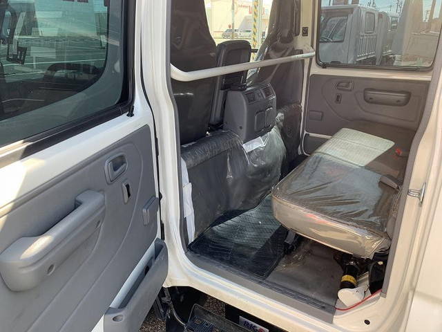 トヨタダイナ幌車小型（2t・3t）[写真12]