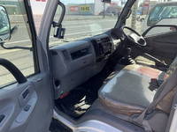 トヨタダイナ幌車小型（2t・3t）[写真14]