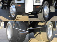 いすゞフォワード高所作業車中型（4t）[写真23]