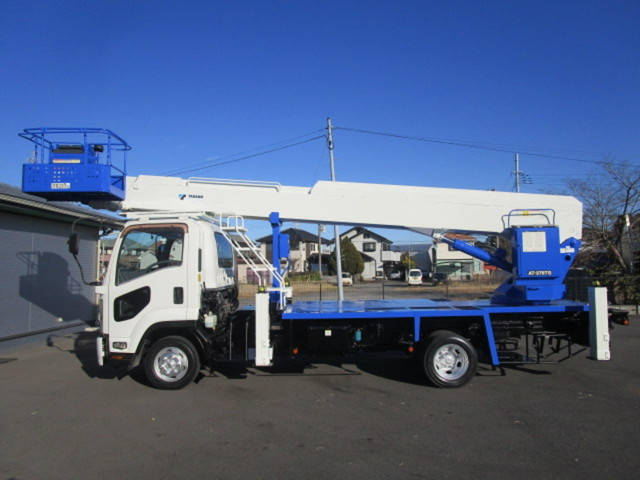 いすゞフォワード高所作業車中型（4t）[写真05]