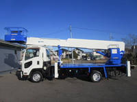 いすゞフォワード高所作業車中型（4t）[写真06]