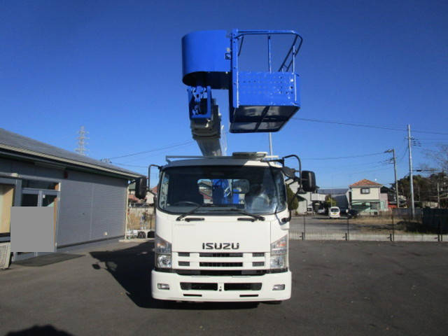 いすゞフォワード高所作業車中型（4t）[写真08]