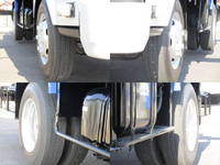 いすゞエルフ高所作業車小型（2t・3t）[写真23]