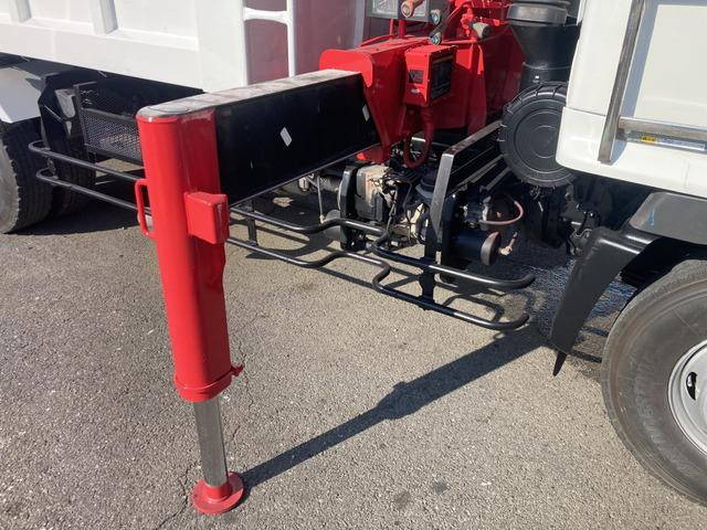 日野レンジャーダンプ・クレーン付中型（4t）[写真28]