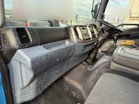 日野レンジャーダンプ・クレーン付中型（4t）[写真39]