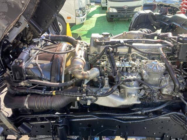 日野レンジャーダンプ・クレーン付中型（4t）[写真39]