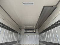 いすゞエルフ冷凍車（冷蔵車）小型（2t・3t）[写真11]