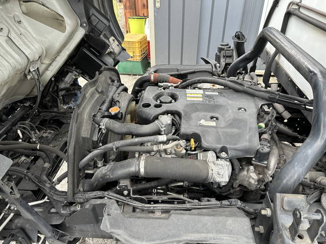 いすゞエルフ冷凍車（冷蔵車）小型（2t・3t）[写真17]