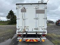 いすゞエルフ冷凍車（冷蔵車）小型（2t・3t）[写真02]