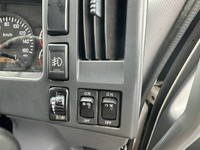 いすゞエルフ冷凍車（冷蔵車）小型（2t・3t）[写真39]