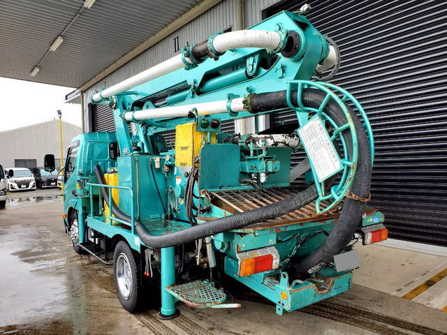 日野デュトロコンクリートポンプ車小型（2t・3t）[写真02]