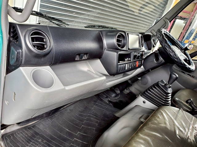 日野デュトロコンクリートポンプ車小型（2t・3t）[写真26]