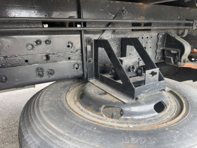 三菱キャンタークレーン4段小型（2t・3t）[写真18]