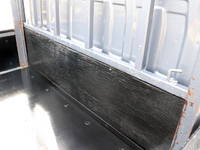 いすゞエルフ平ボディ小型（2t・3t）[写真15]