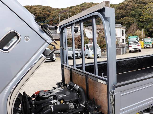 いすゞエルフ平ボディ小型（2t・3t）[写真16]