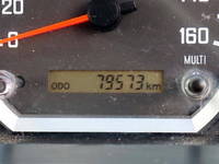 いすゞエルフ平ボディ小型（2t・3t）[写真09]