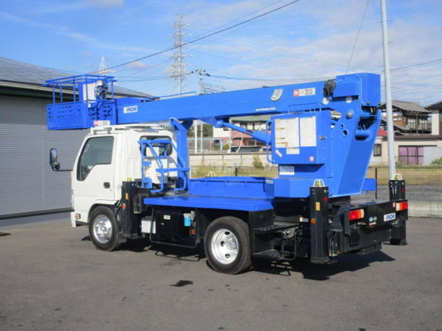 いすゞエルフ高所作業車小型（2t・3t）[写真02]