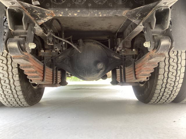 いすゞエルフ高所作業車小型（2t・3t）[写真23]