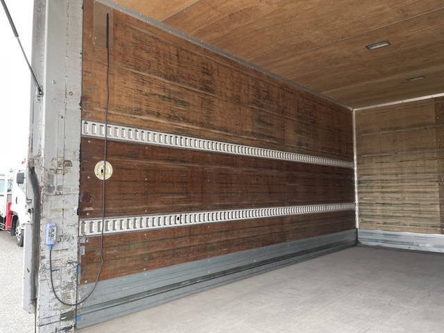 日産アトラスアルミバン小型（2t・3t）[写真11]