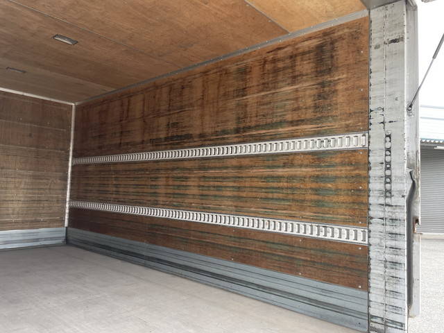 日産アトラスアルミバン小型（2t・3t）[写真12]