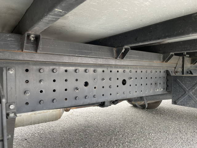 日産アトラスアルミバン小型（2t・3t）[写真22]