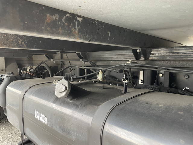 日産アトラスアルミバン小型（2t・3t）[写真23]