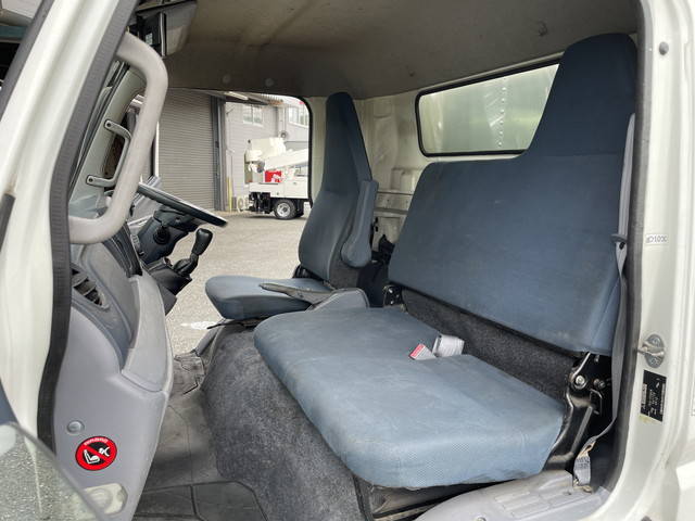 日産アトラスアルミバン小型（2t・3t）[写真31]