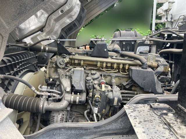 三菱ふそうスーパーグレートダンプ大型（10t）[写真25]