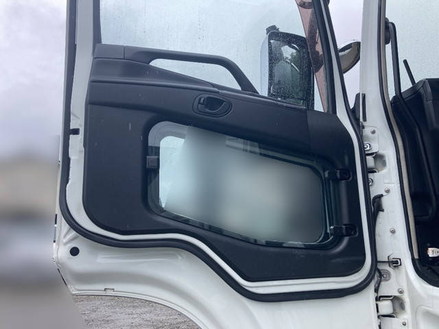 三菱ふそうスーパーグレートダンプ大型（10t）[写真26]