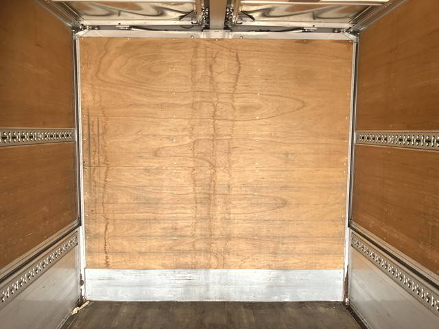 いすゞフォワードアルミウイング中型（4t）[写真14]